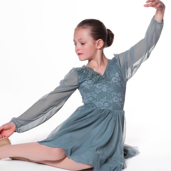 NEW Weissman Showtime Costume:  Hear You Me 12524 - Picture 3 of 5